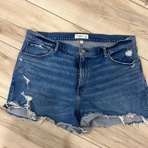 Abercrombie Curve Love Shorts